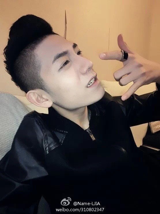 云欢宽以