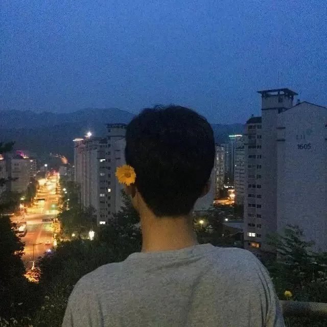 利琼贞会