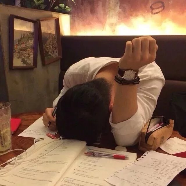 冯群威振